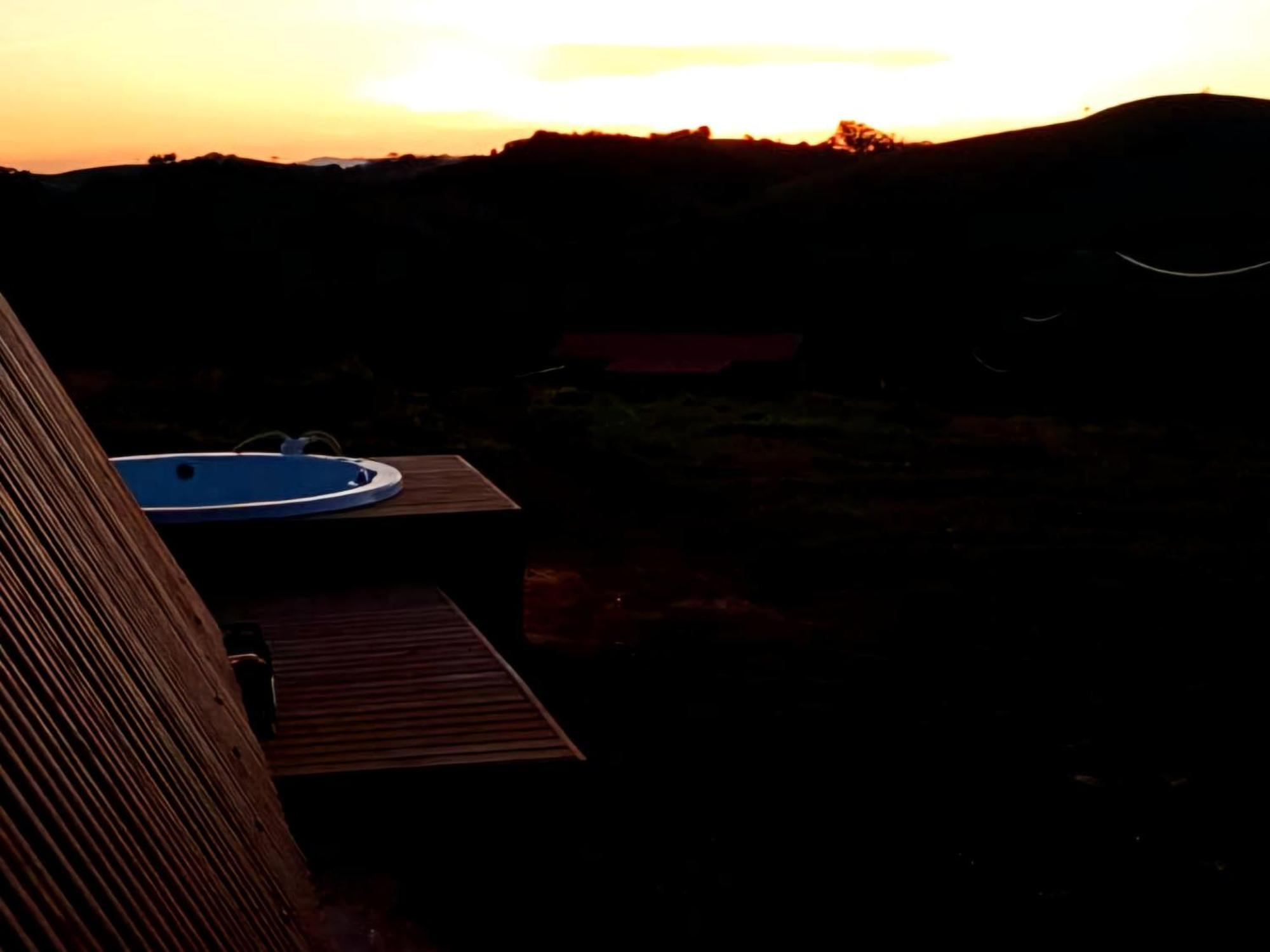Suisse Chalet By Montjacui - Com Jacuzzi Cunha Exterior photo